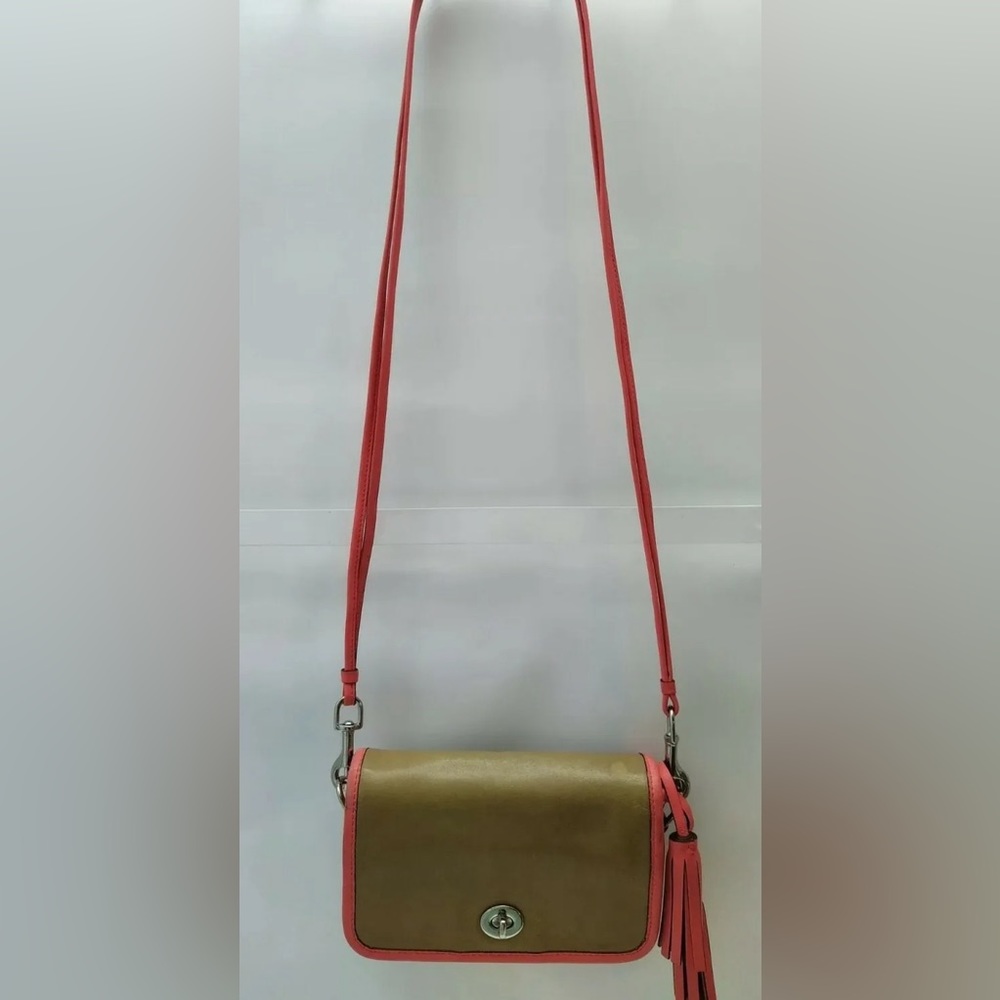 Handbag - Picture 8 of 8